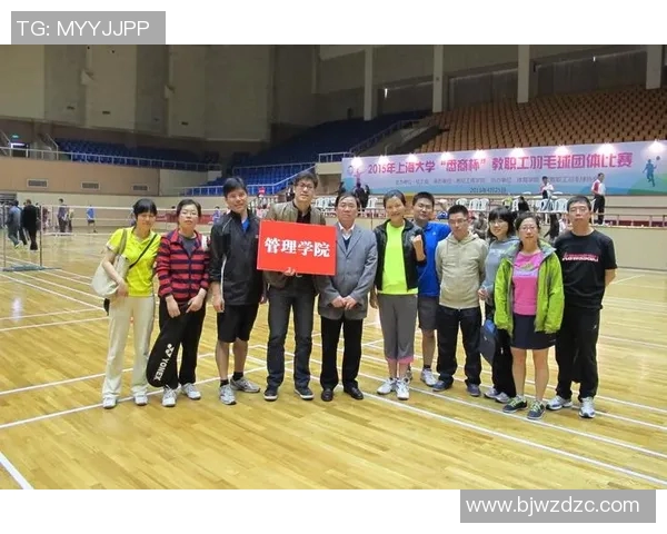 重庆羽毛球队个人能力深度对比分析及发展潜力探讨 重庆羽毛球队个人能力深度对比分析及发展潜力探讨