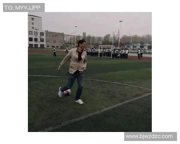 武汉足球队在灵活性排行榜中荣登第七名引发热议与期待 武汉足球队在灵活性排行榜中荣登第七名引发热议与期待