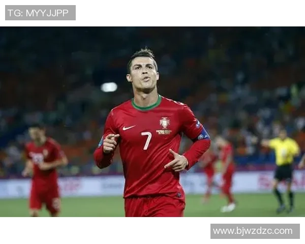 足球明星照片网站汇聚全球球星精彩瞬间尽享视觉盛宴 足球明星照片网站汇聚全球球星精彩瞬间尽享视觉盛宴